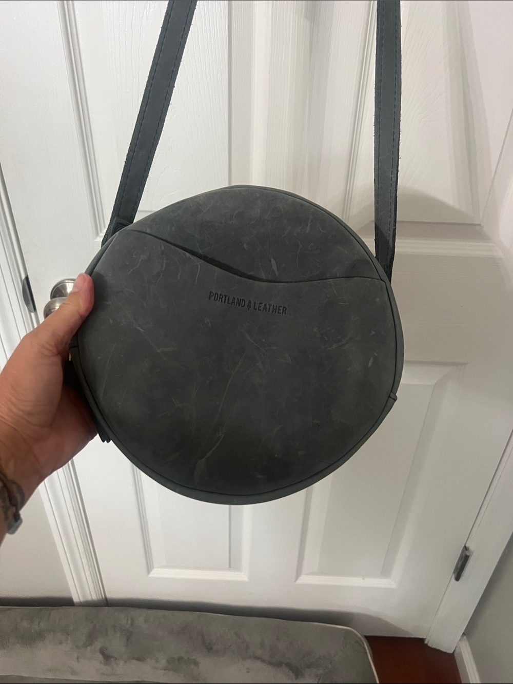 Portland Leather Round bag - Picture 2 of 5